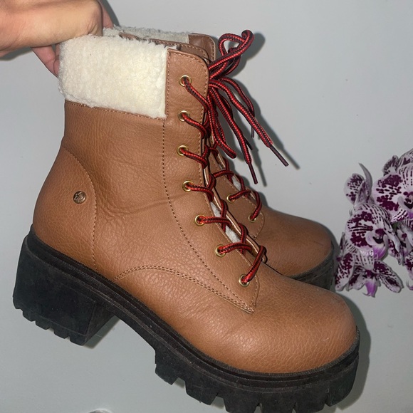 Juicy Couture Brown Sherling Boots 9.5 - Picture 3 of 8